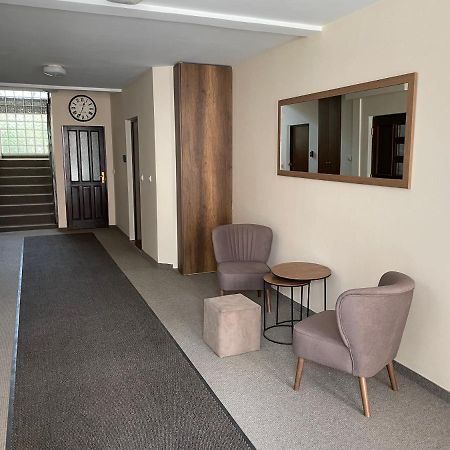 Hana Apartments Prishtina プリシュティナ エクステリア 写真